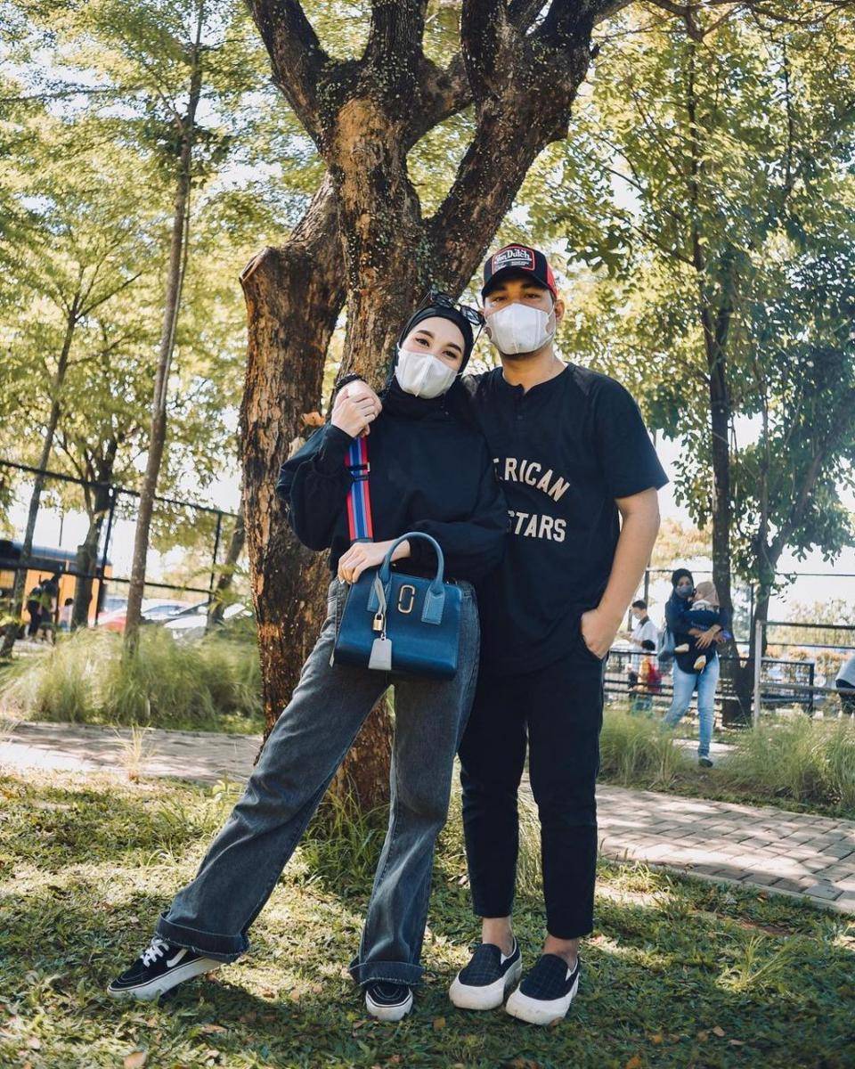 OOTD Couple Rizal Armada dan Monica Imas (instagram.com/monicaimas)