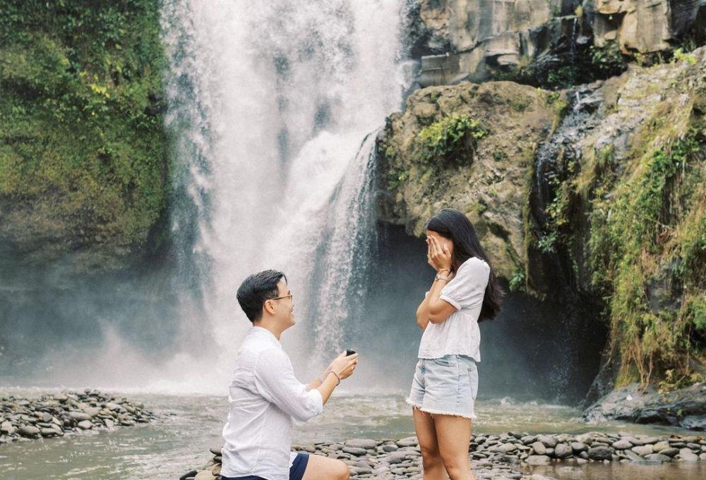 10 Potret Air Terjun Tegenungan, Lokasi Maudy Ayunda Dilamar