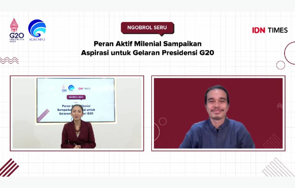 Boy Candra (kanan) sebagai salah satu speaker dalam webinar "Peran Aktif Milenial Sampaikan Aspirasi untuk Gelaran Presidensi G20" (dok. YouTube/IDN Times)