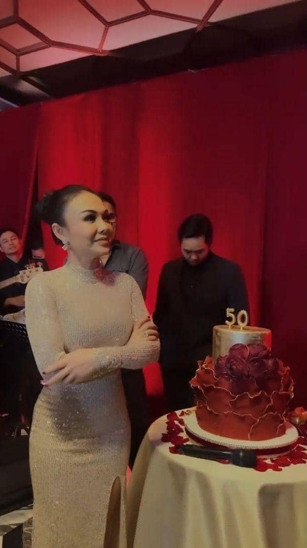 potret ultah Yuni Shara ke-50 (instagram.com/attahalilintar)