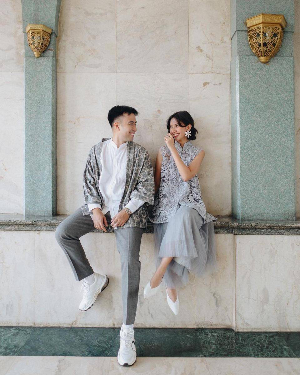 Inspirasi outfit couple ala Vidi Aldiano (instagram.com/@vidialdiano)