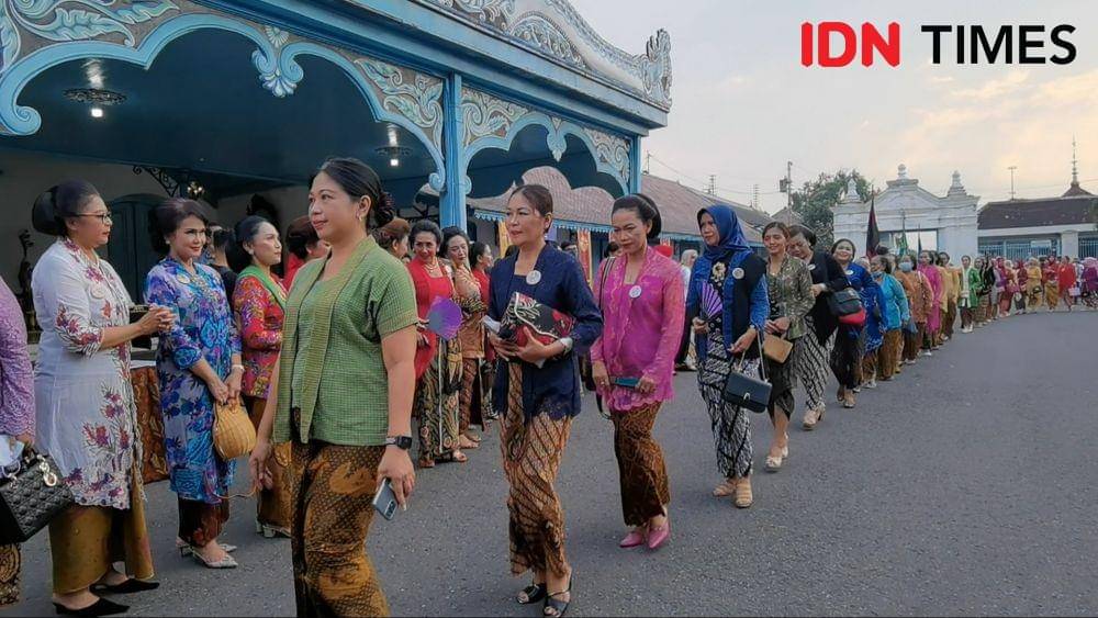 Parade Kebaya Nusantara di Keraton Kasunanan Surakarta. (IDN Times/Larasati Rey)