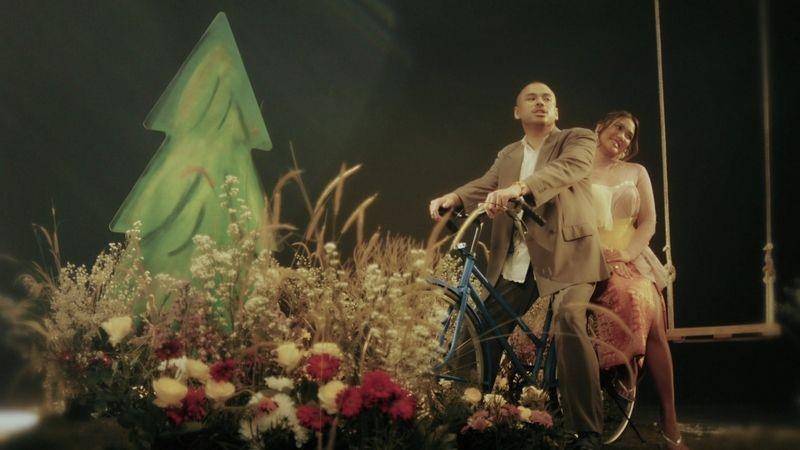 Marion Jola dan Teza di Single Jatuh Cinta, OST Keluarga Cemara 2. (Dok. Sabs Indonesia)