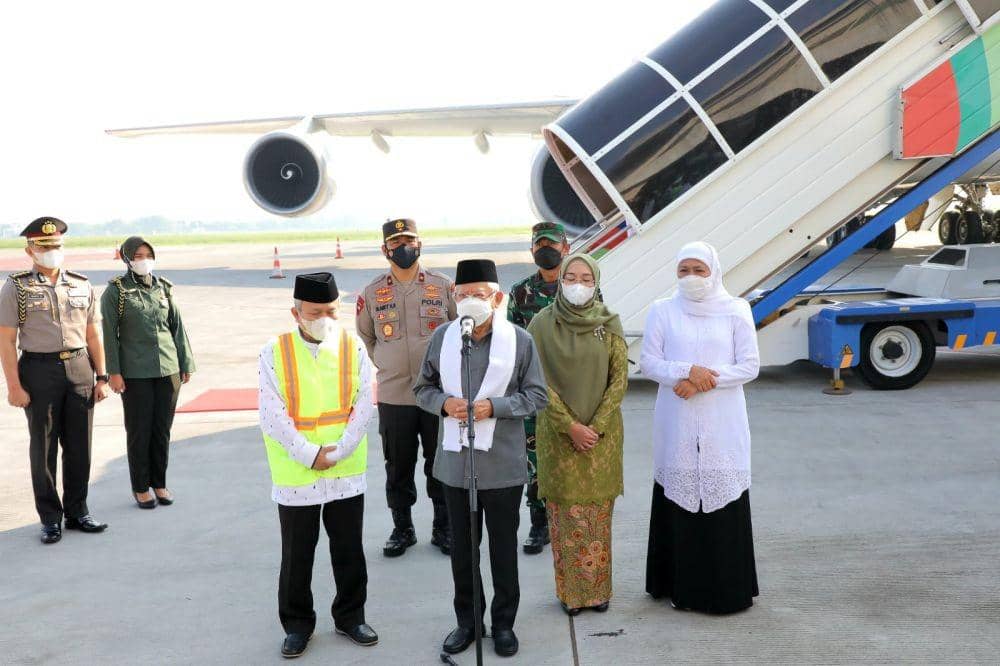 Wapres RI Berangkatkan Kloter Satu CJH Jawa Timur