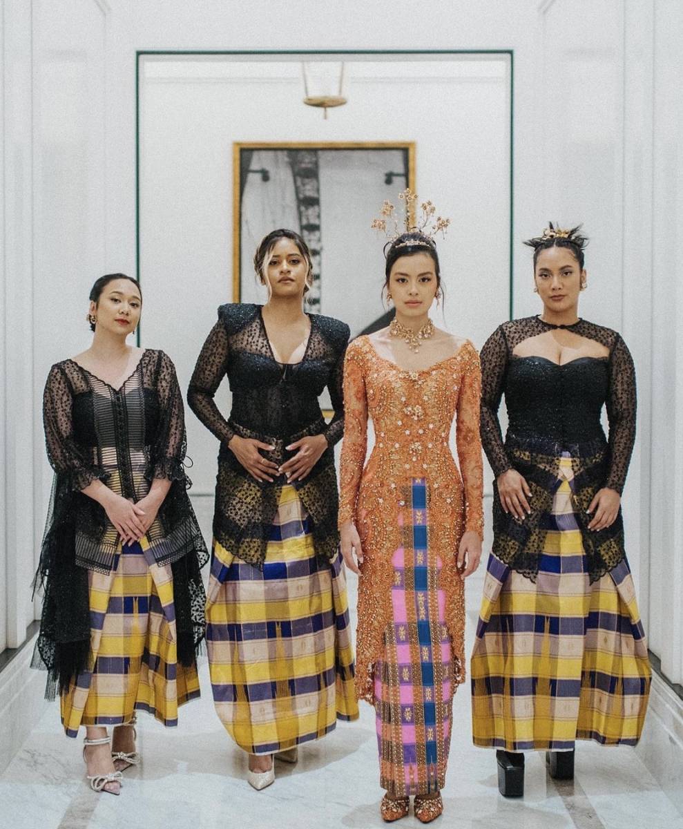 potret artis di pernikahan Eva Celia dan Demas Narawangsa (@terralogical via instagram.com/bonjoabadi)