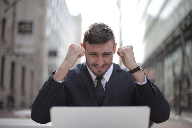 Illustrasi jika harus drop-out dari kampus (pexels.com/Andrea Piacquadio)