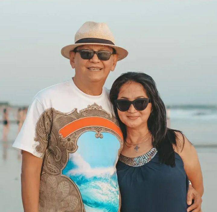 Potret liburan Roy Marten dan Anna Maria di Bali. Instagram.com/annamarten8