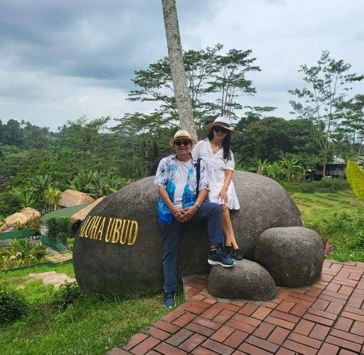Potret liburan Roy Marten dan Anna Maria di Bali. Instagram.com/annamarten8