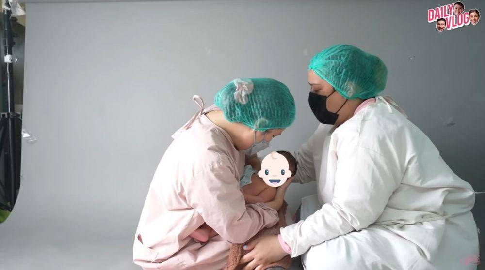 pemotretan newborn baby Verhaag (YouTube.com/Jessica Iskandar)