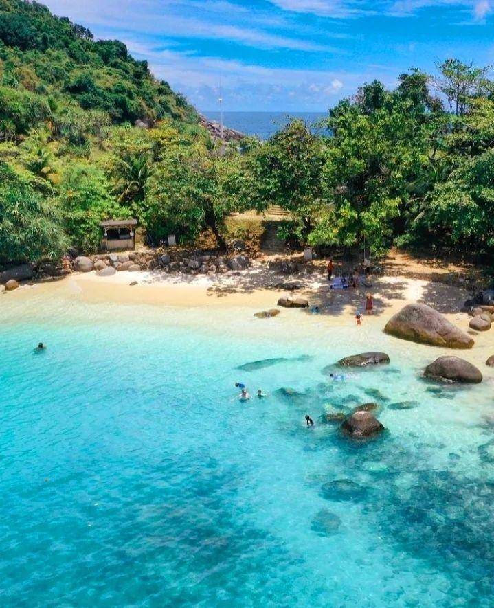Patong Beach (instagram.com/patong_thailand/)