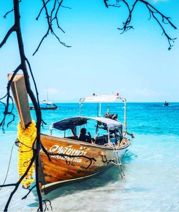 Patong Beach (instagram.com/patong_thailand/)
