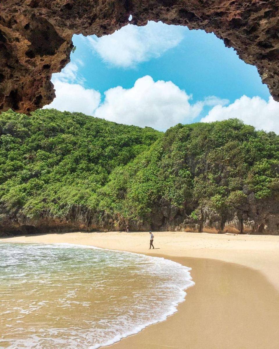 potret Pantai Greweng (instagram.com/Detra_vianzt)