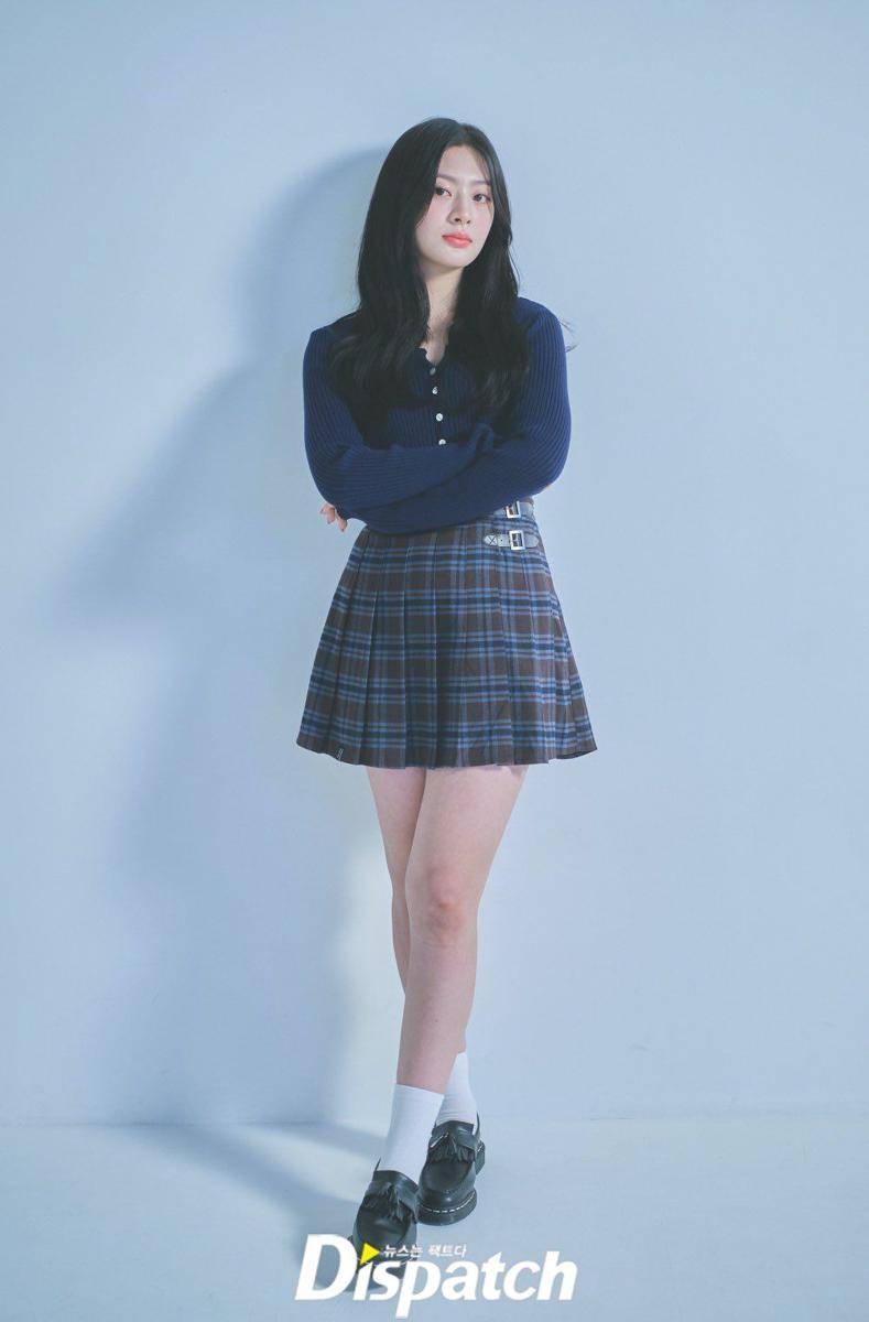 ide outfit Seeun STAYC (twitter.com/swithcafe)