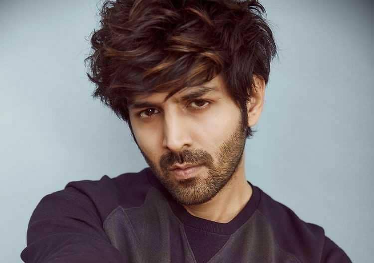 9 Kabar Terbaru Kartik Aaryan yang Kembali Dinyatakan Positif COVID-19
