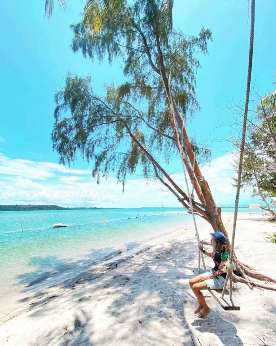 Pulau Tunjuk (instagram.com/jelajahbatam)