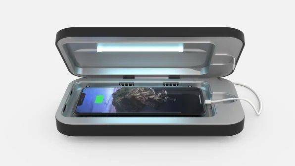Phone Soap UV Charger (dok. Fast Company)