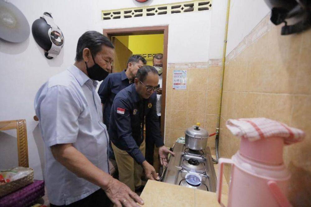 PGN dan BPH Migas sedang melaksanakan uji petik jaringan gas rumah tangga di Jateng dan Jatim. (dok. PGN)