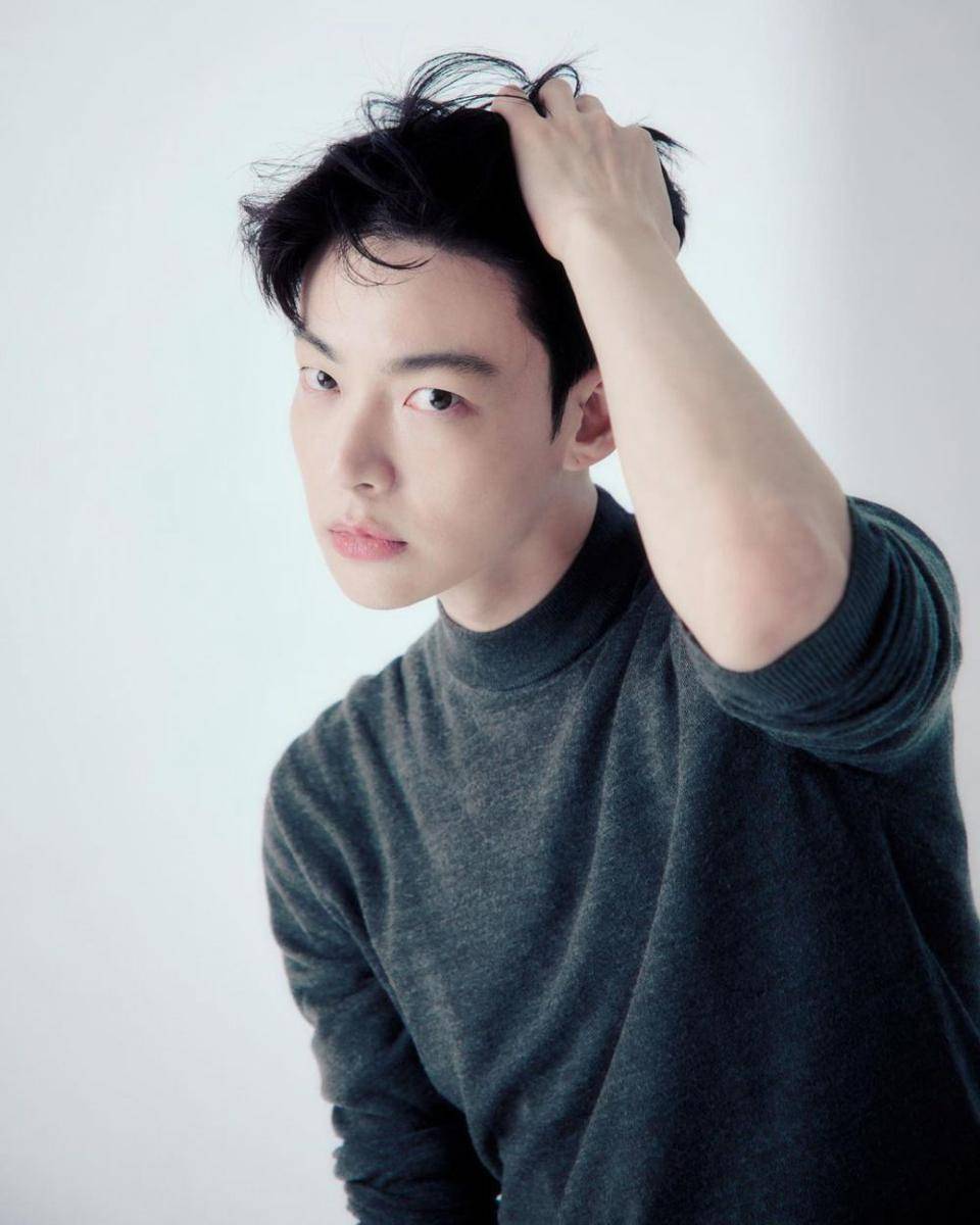 Ahn Jae Hyun ( instagram.com/aagbanjh/ )