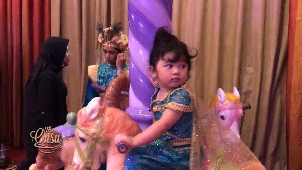 pesta ulang tahun Thalia dan Thania Onsu (youtube.com/theonsu)