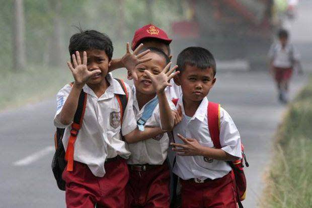 ILUSTRASI murid SD