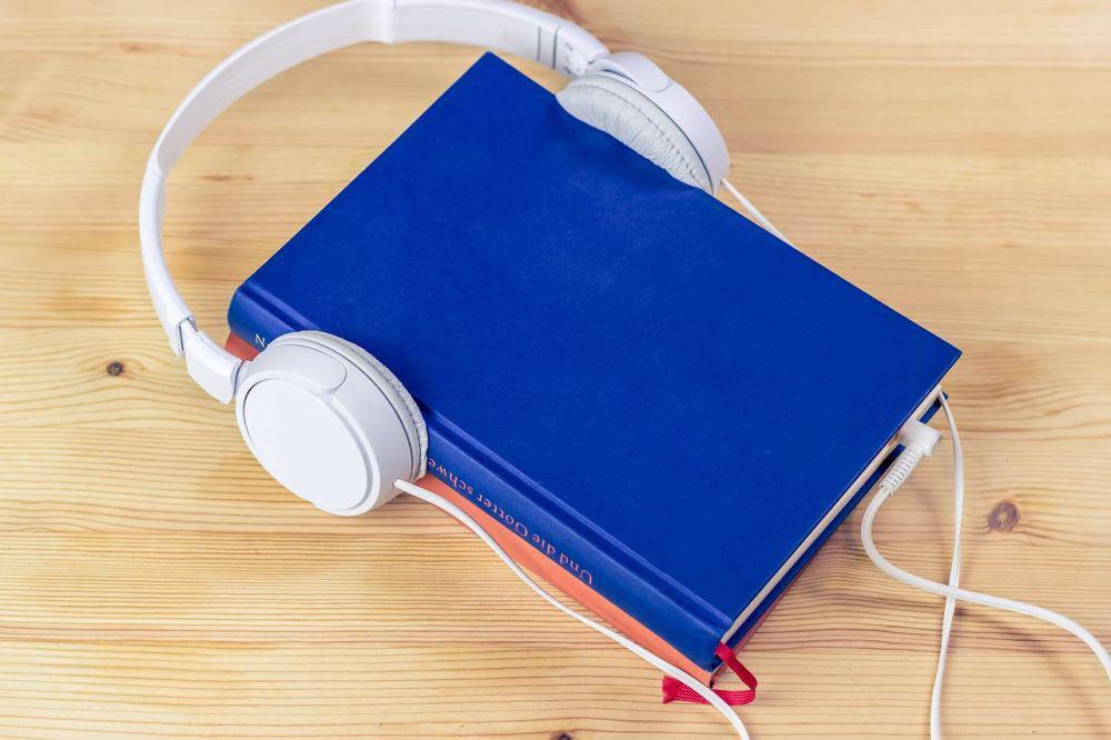 5 Tips Mendengarkan Audiobook agar Tetap Asyik dan Gak Bikin Bosan