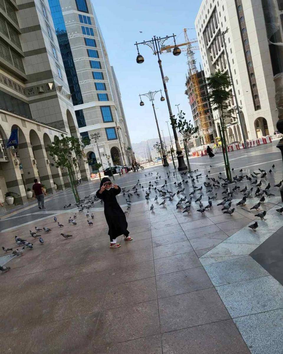 potret Bilqis saat umrah (instagram.com/ayutingting92)