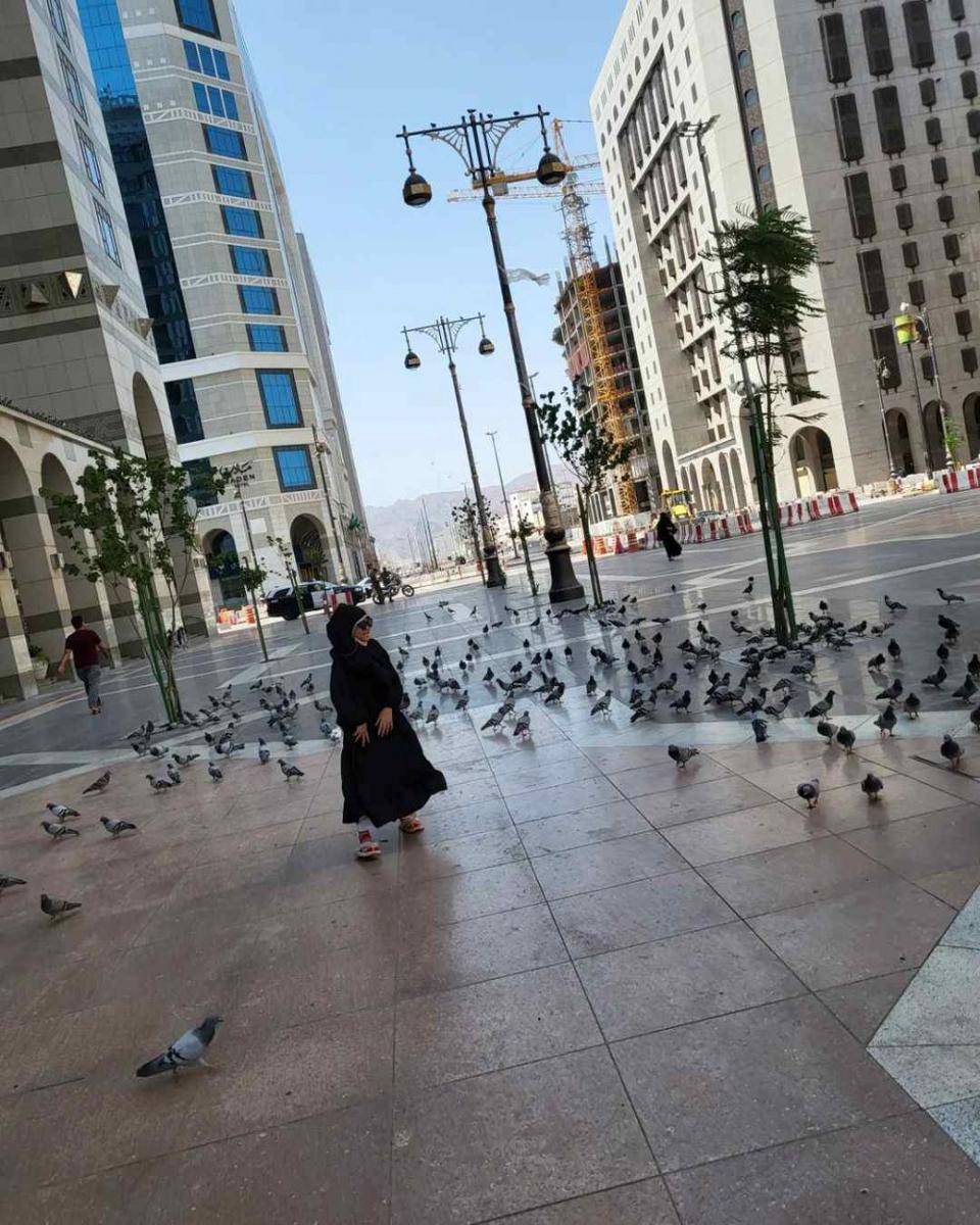 potret Bilqis saat umrah (instagram.com/ayutingting92)