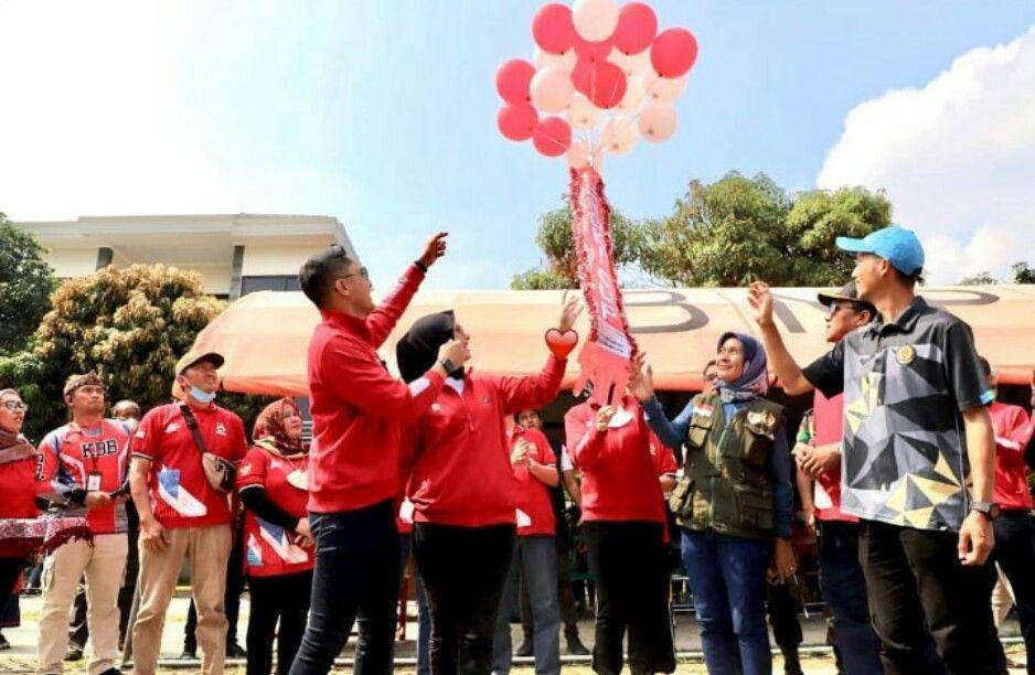 Hengky Kurniawan dan Sonya Fatmala di Turnamen HK Cup. (instagram.com/hengkykurniawan)