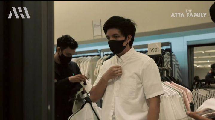potret baby Ameena borong baju (youtube.com/AH)