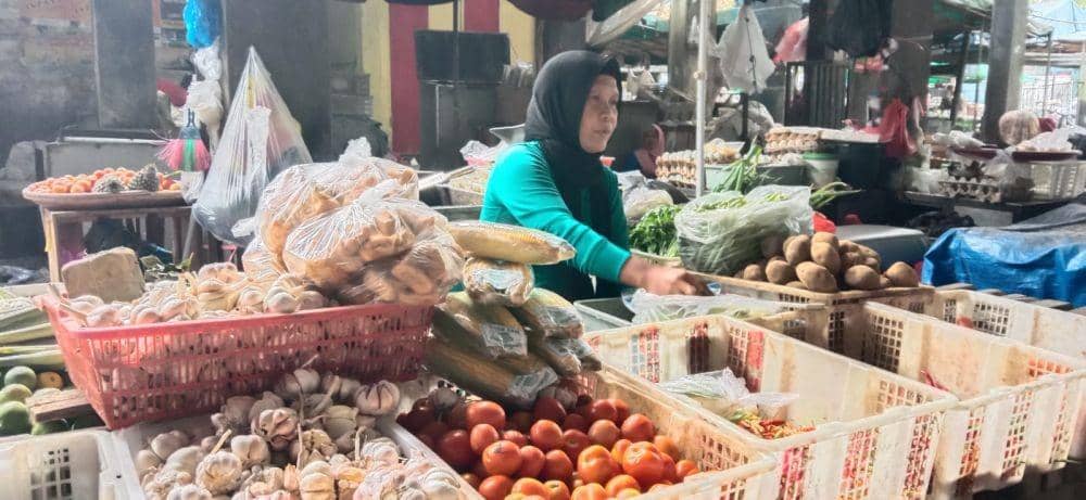 Pedagang cabe rawit di Pasar Sidoharjo Kabupaten Lamongan. IDN Times/Imron