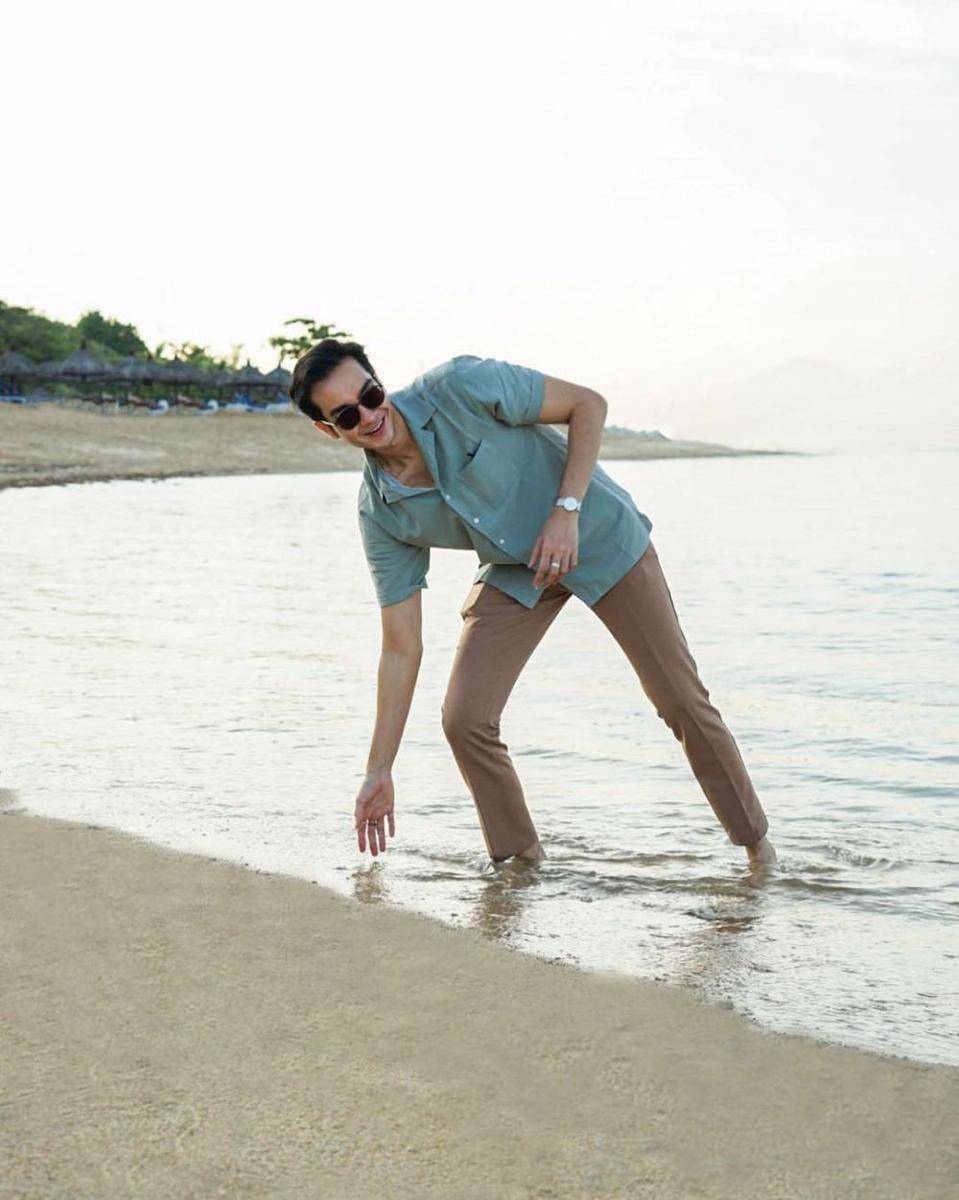 inspirasi OOTD santai dan simpel ala Farhan Bashel (instagram.com/farhanbashel)