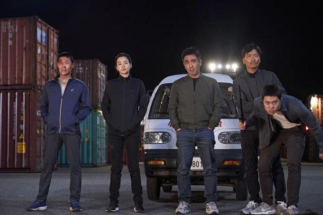 7 Film Korea Ini Mampu Menghilangkan Stres, Ceritanya Kocak Banget!
