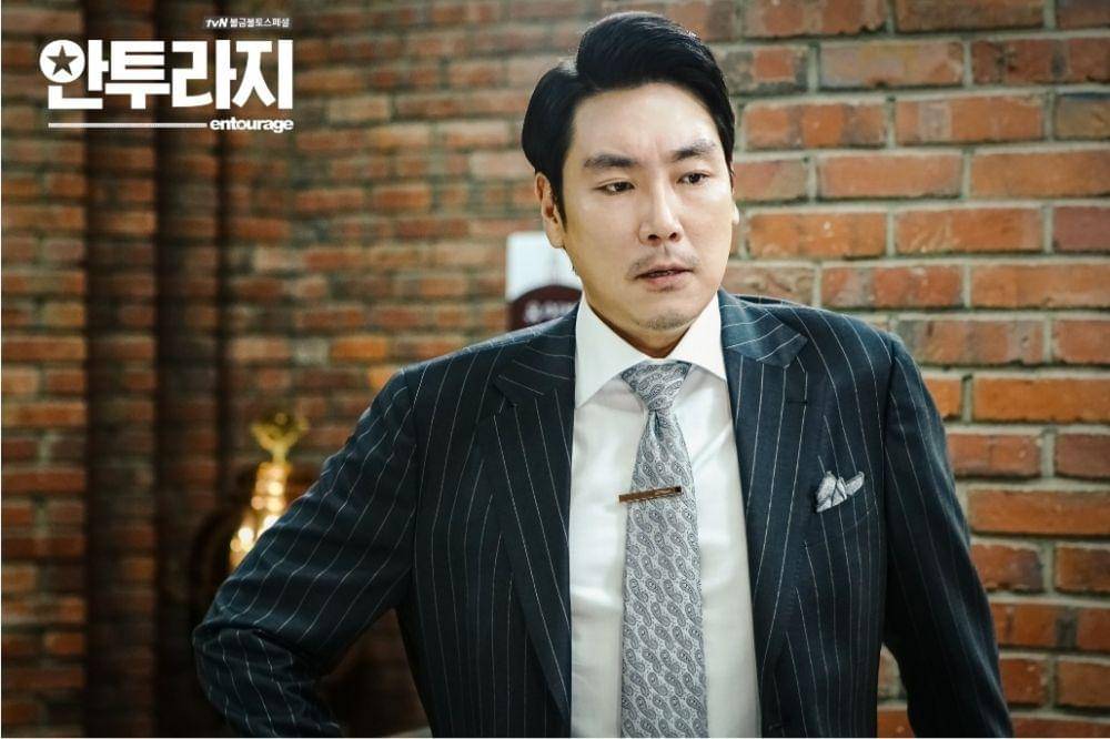 Jo Jin Woong di drama Entourage (program.tving.com)
