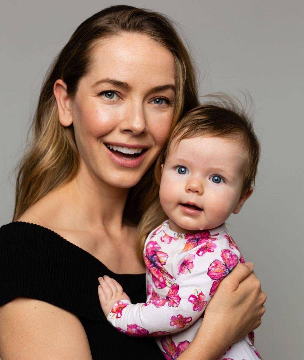 Olivia Jordan bersama anak (instagram.com/theoliviajordan)