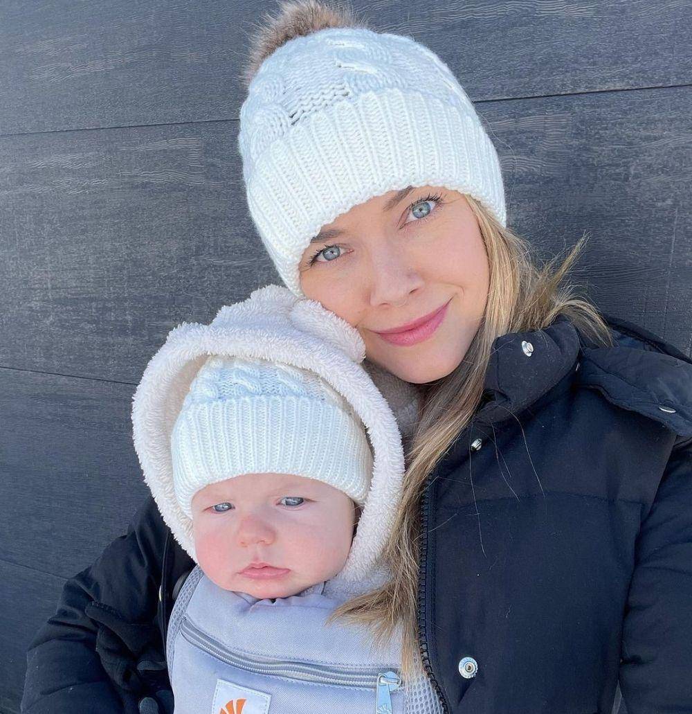 Olivia Jordan bersama anak (instagram.com/theoliviajordan)