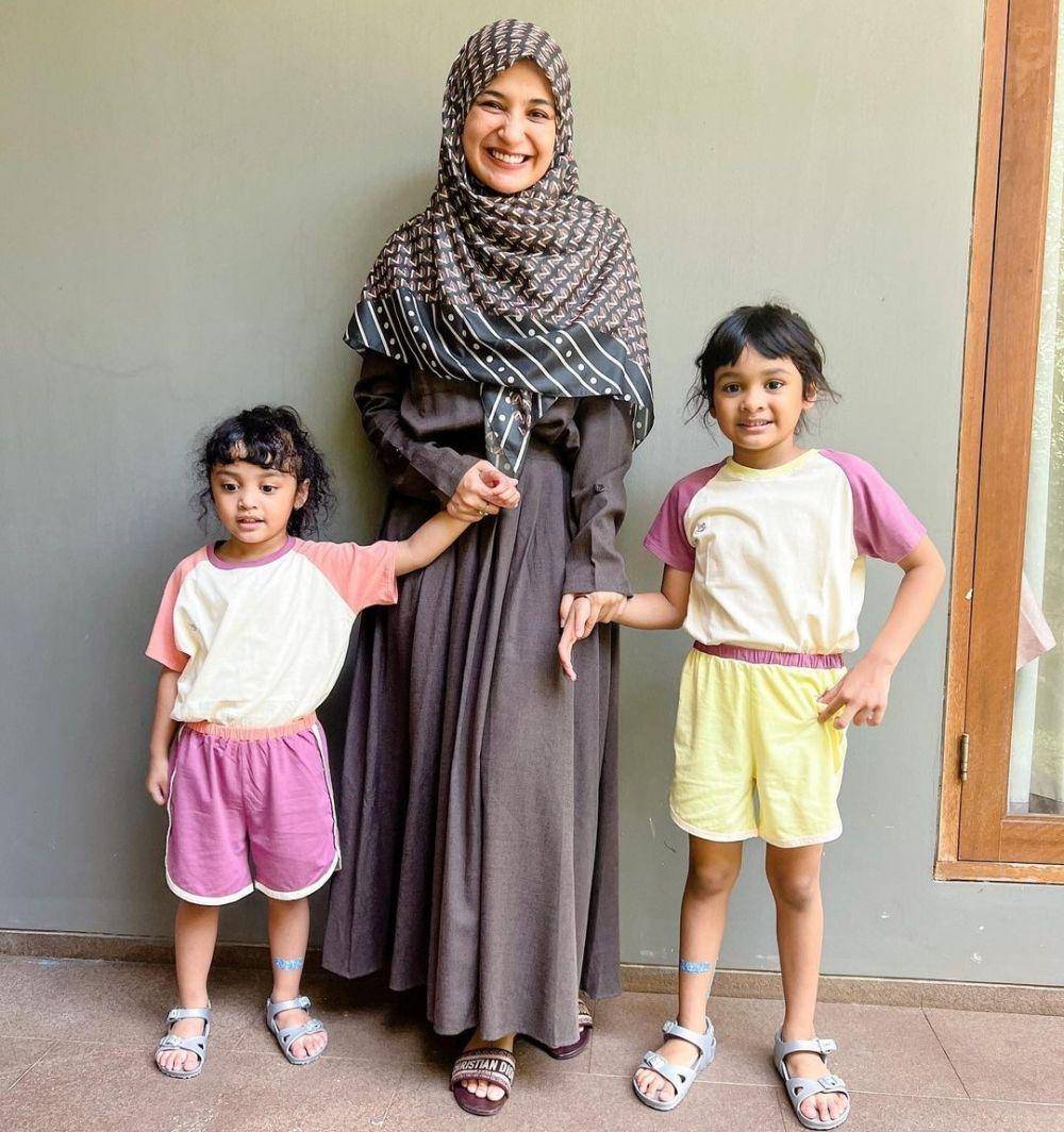 Zaskia Sungkar bersama anak tercinta (instagram.com/zaskiasungkar15)
