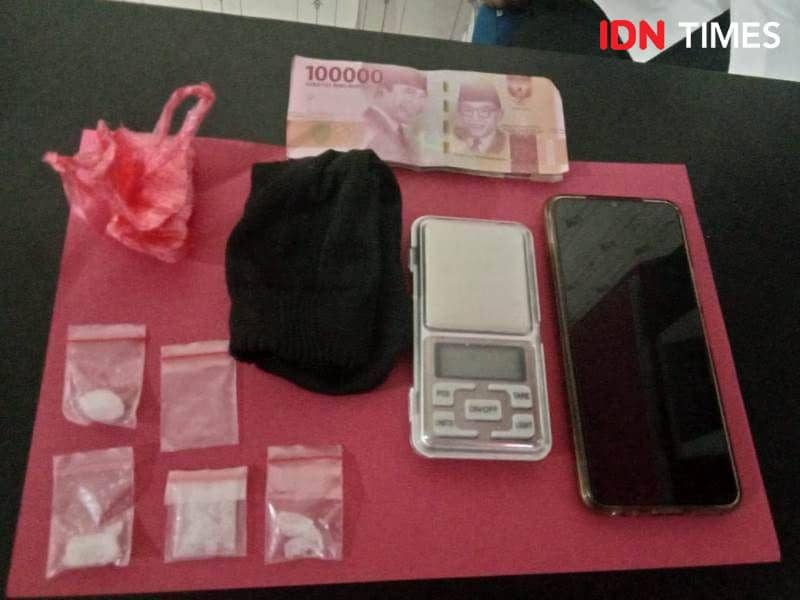 Barang bukti narkoba dan lainnya milik SU yang berhasil diamankan Satresnarkoba Polres PPU (IDN Times/Ervan)