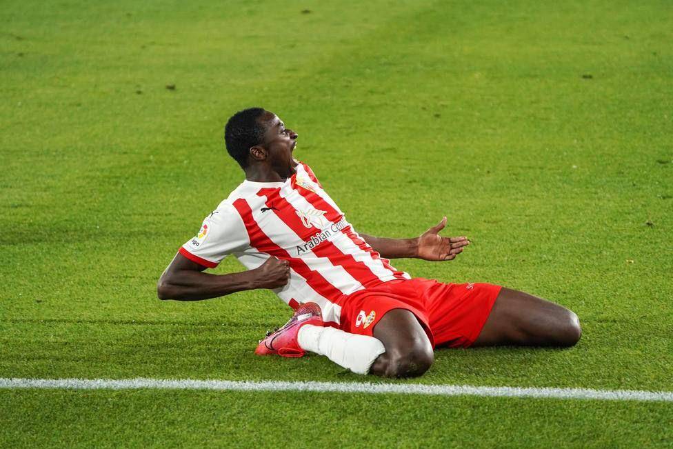 Umar Sadiq bersama UD Almeria (sportnewsafrica.com)