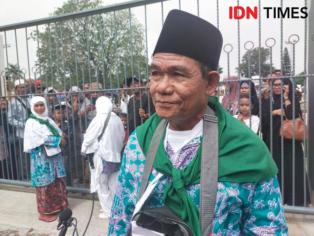 Sarbini, salah satu jemaah haji Indonesia asal Banten (IDN Times/Ilman Nafi'an)