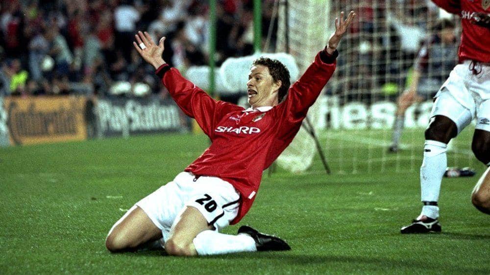 Ole Gunnar Solskjaer merayakan gol di final Liga Champions 1998/1999. (skysports.com)