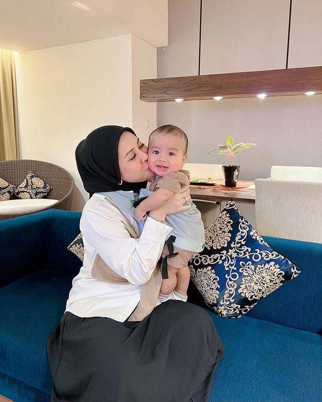 Kesha Ratuliu dan Qwenzy (instagram.com/kesharatuliu05)