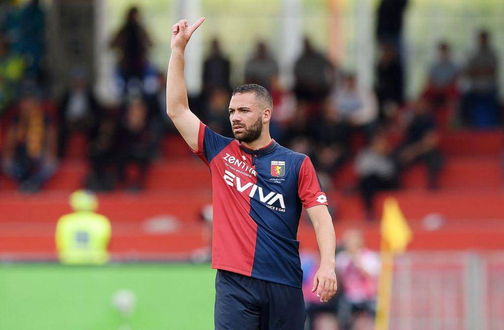 Davide Biraschi bersama Genoa (thelaziali.com)