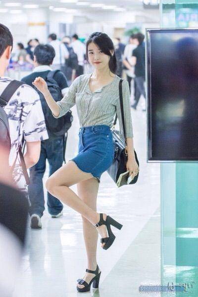 airport fashion IU (aminoapps.com)