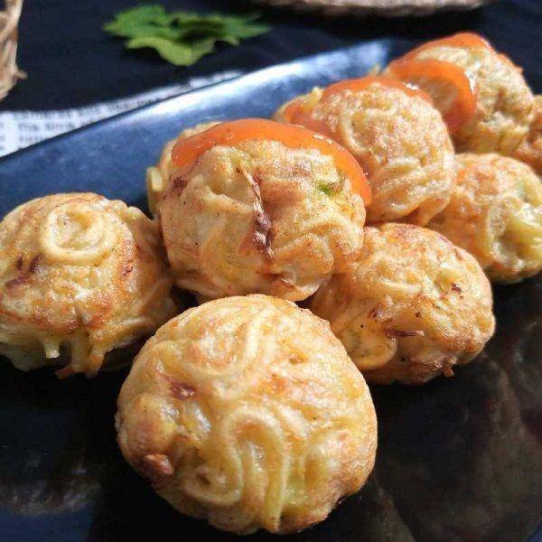 Takoyaki mie tahu (Yummy.co.id/Ummu Alfard)