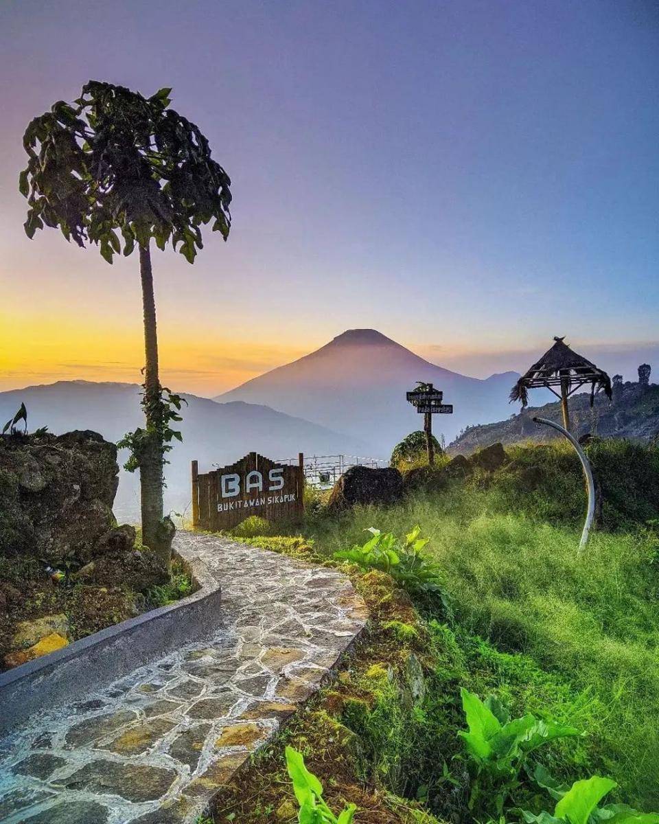 Bukit Awan Sikapuk (instagram.com/anjar_zenpg)