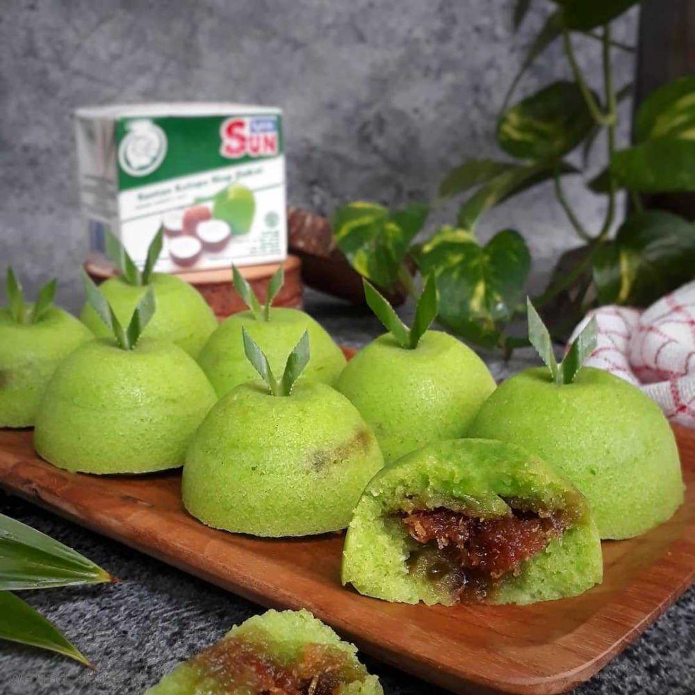 Resep Bakpia Kukus Pandan Isi Kacang Hijau yang Lembut Banget