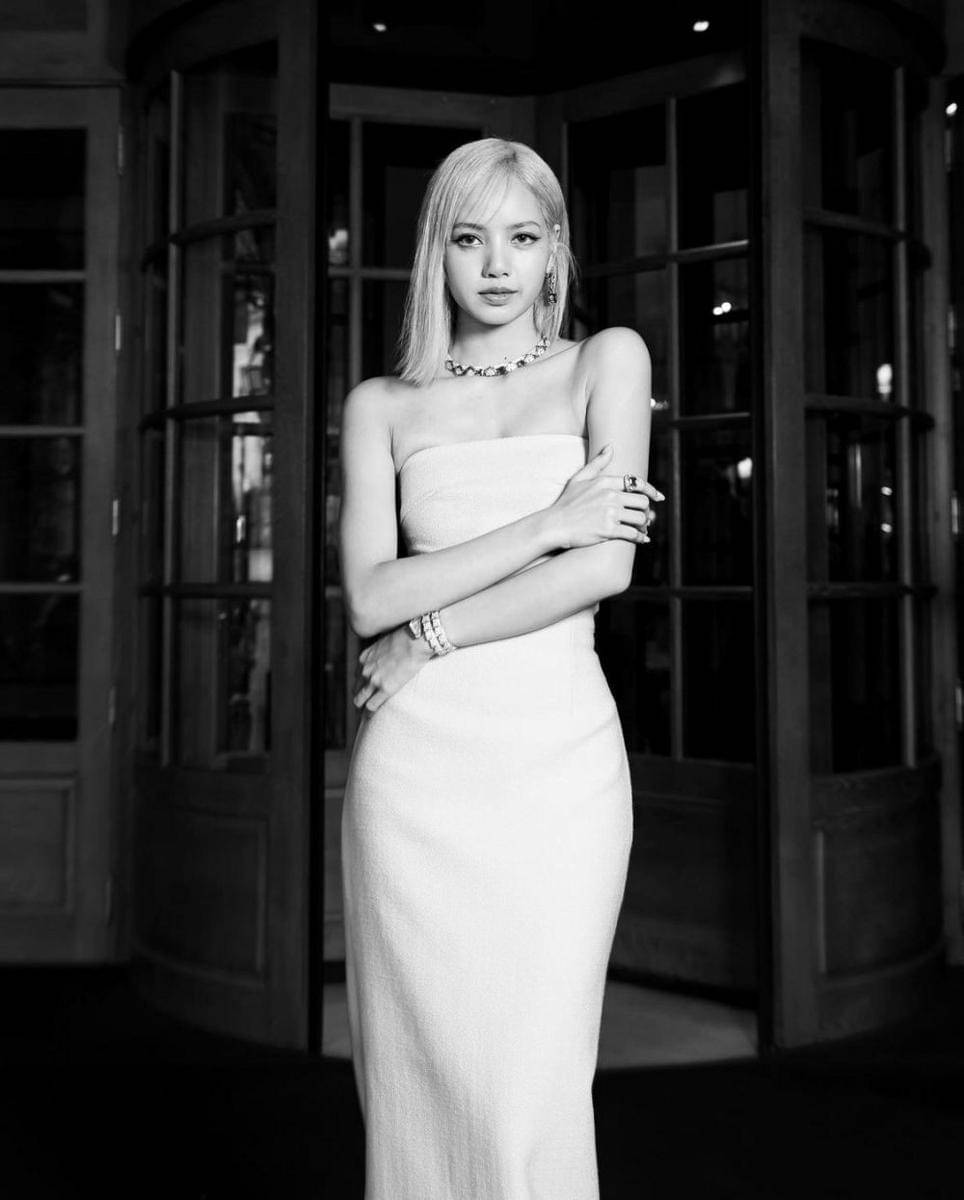 Lisa BLACKPINK di Bvlgari High Jewelry Show (twitter.com/fungsihuruf)