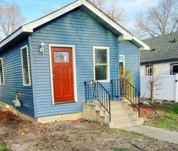 renovasi rumah ambyar (reddit.com/brainlegss)