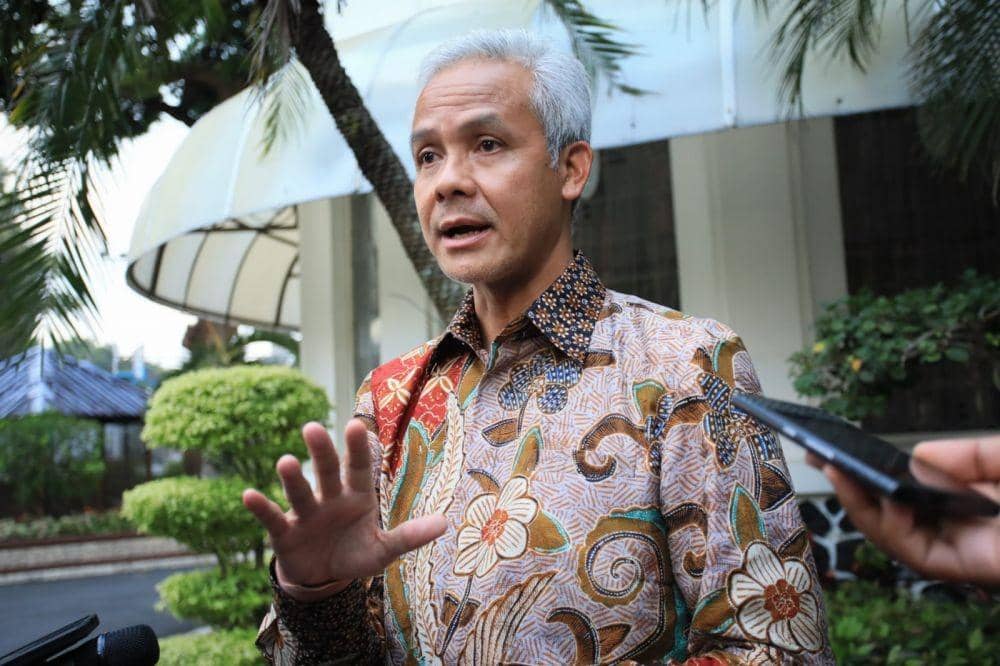 Gubernur Jateng Ganjar Pranowo memberikan pernyataan terkait kenaikan tarif Candi Borobudur. (Dok Humas Pemprov Jateng)