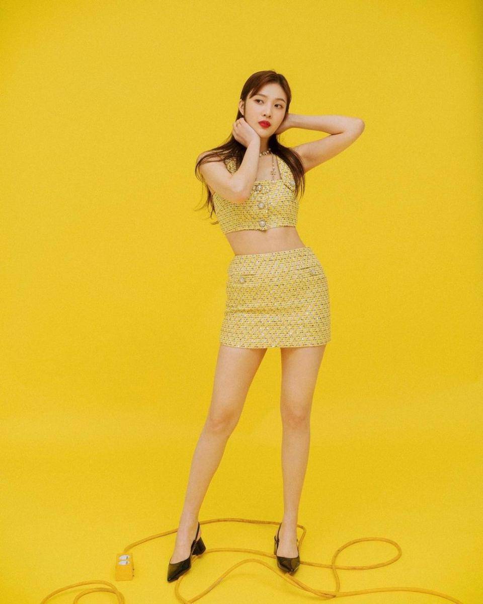 Joy RED VELVET (instagram.com/_imyour_joy)